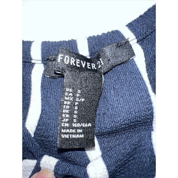 Forever 21 Navy and White Striped Off The Shoulder Long Sleeve Romper Size Small - Picture 4 of 6